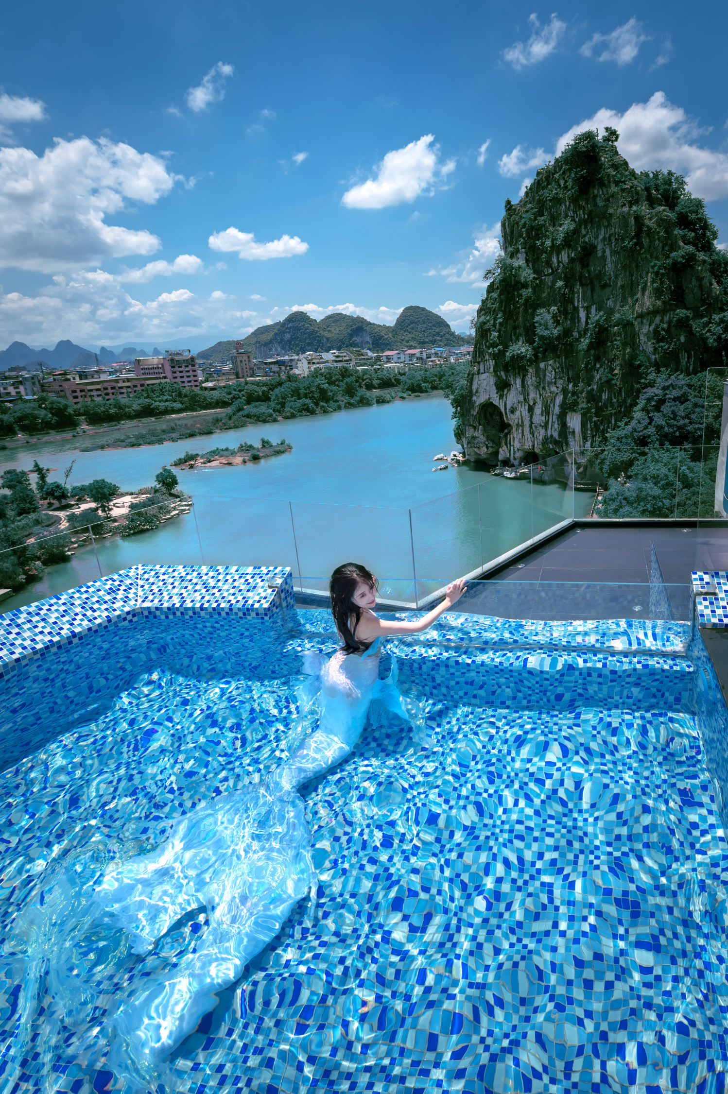 SYYF Li River Landscape Courtyard Hotel( Elephant Trunk Hill and Two Rivers & Four Lakes) Over view