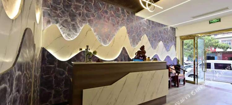 龙门客栈智能语音酒店图片