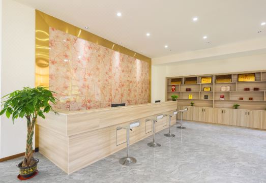 Nanxing holiday hotel (Mount Emei tourist center, Emeishan high-speed railway station) Hotel Overview