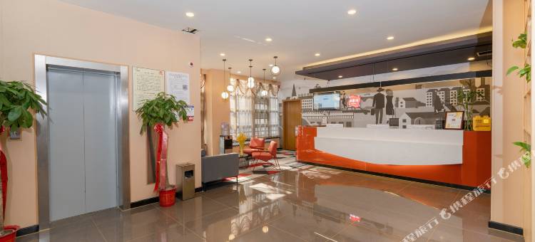 尚客优武汉光谷产业园万年台酒店图片