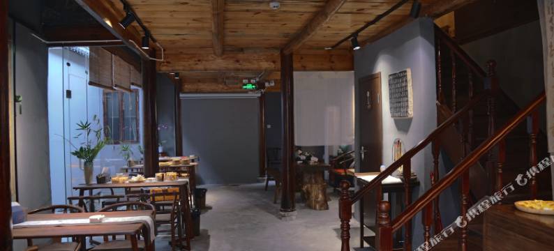 都江堰古蜀回響民宿图片