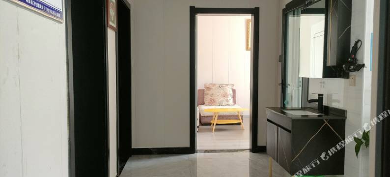 嗳悦家庭宾馆(海晏银滩路店)图片