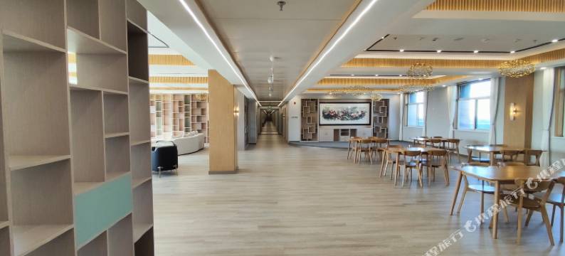 依丽兰酒店(白洋淀不夜城店)图片