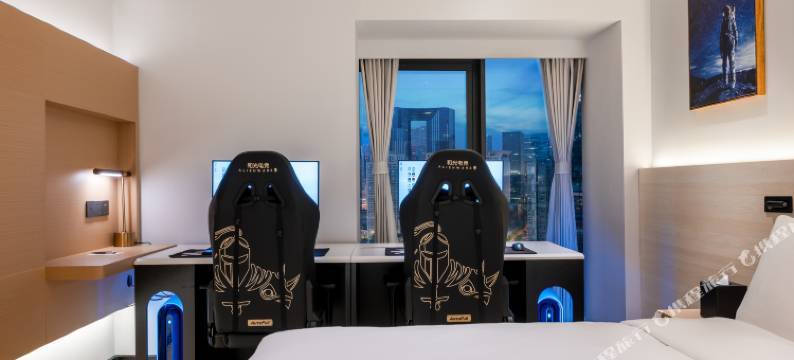 和光·ALIENSPACE外星人电竞酒店(成都天府三街银泰城店)图片
