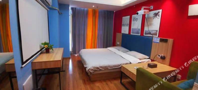 乐途轻奢民宿(锦荣UIB塔店)图片