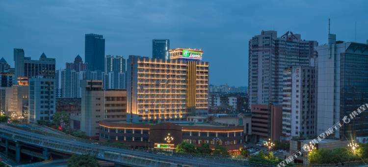 南昌八一广场智选假日酒店(南昌站店)图片