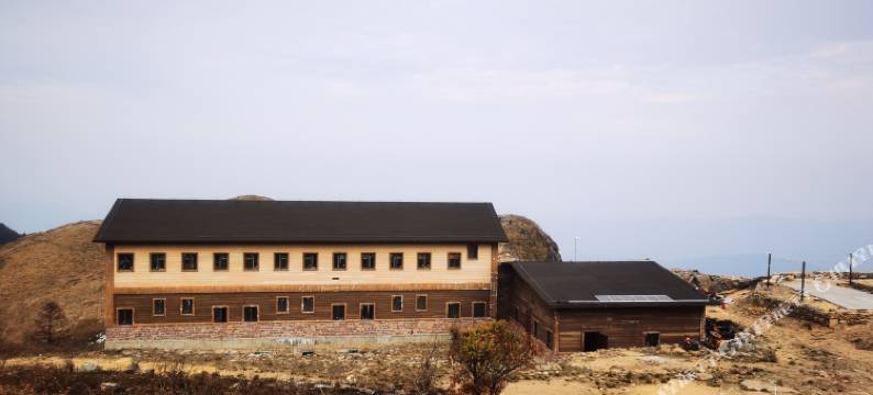 武功山铁蹄峰客栈图片