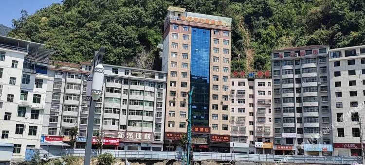 镇坪欣荣酒店图片