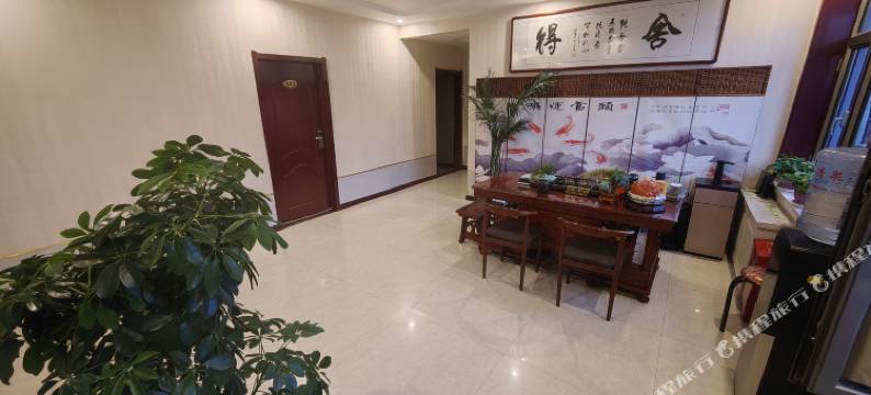 偏关乾坤湾商务酒店图片