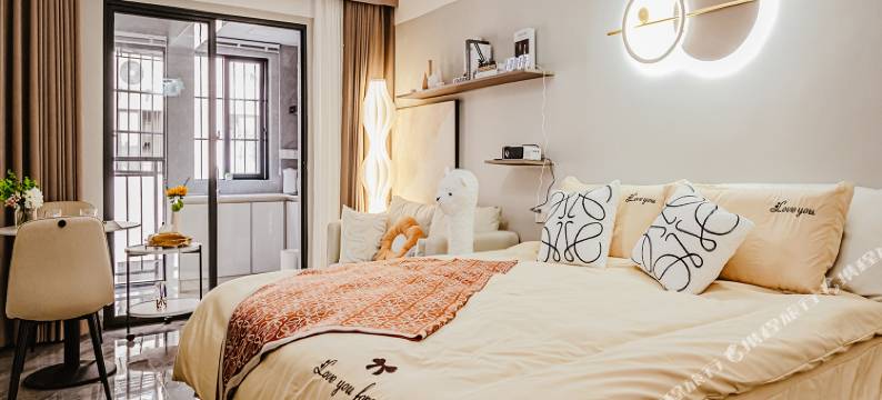 路客美宿(南宁大学公园里店)图片