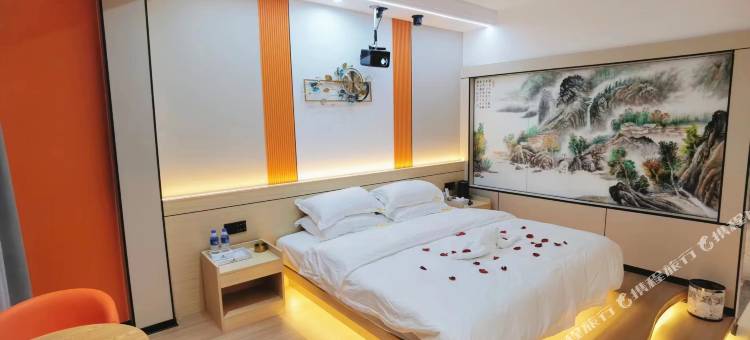 师宗俊峰智慧影视酒店图片