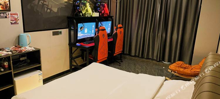鸿鹄电竞酒店(领尚幸福天地店)图片
