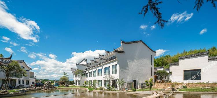 泾县梳香园度假酒店(皖南川藏线店)图片