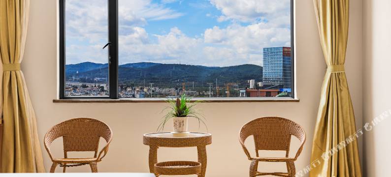 IU酒店(昆明长水国际机场店)图片