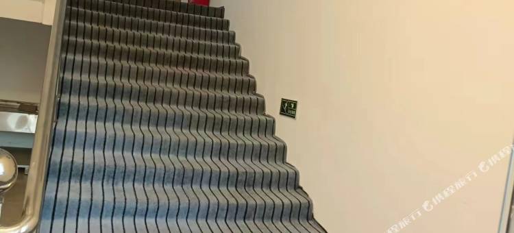 蓝天阁酒店图片