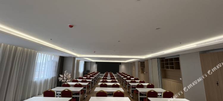 白玉兰酒店(汉川新河店)图片