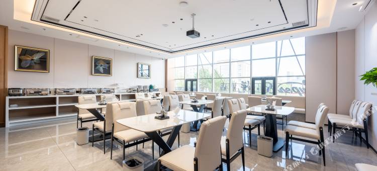 Super8·悦酒店(鄂尔多斯康巴什景区店)图片