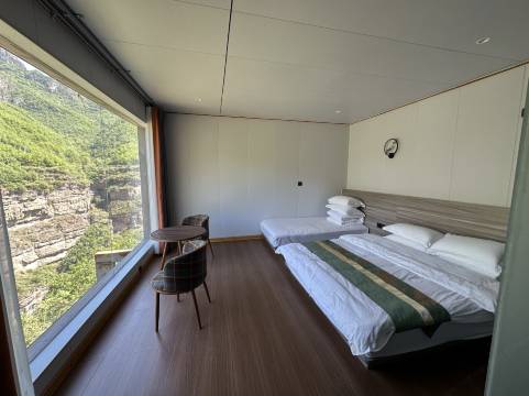 林州市石板岩镇听雨民宿