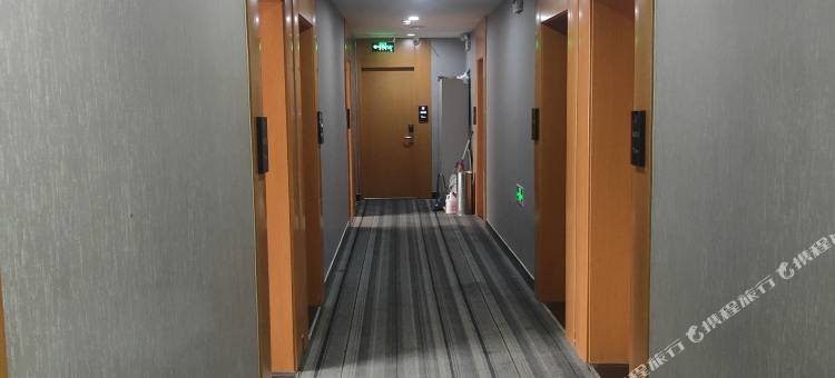 布丁酒店(济南山东国际会展中心店)图片