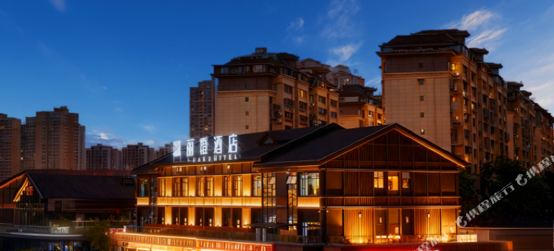 丽橙酒店(岳池火车站龙湖公园店)图片