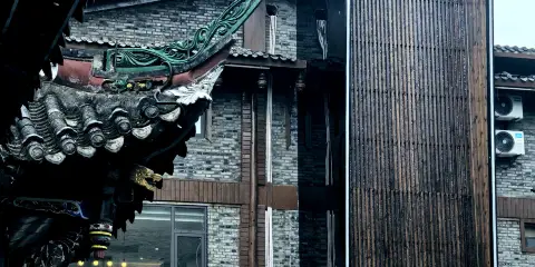 鬆橋月隱