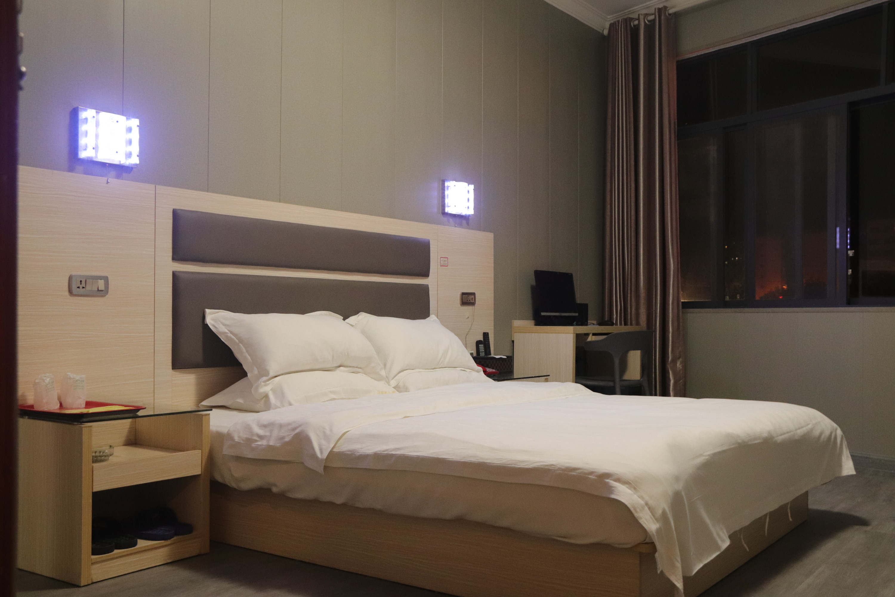 Jiangjing Business Hotel Over view