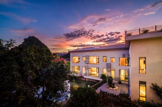 普者黑归来院RsVacation度假观景民宿(普者黑景区店)