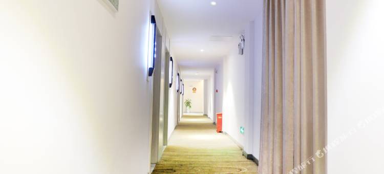 致馨栀子花开酒店(仙桃何李路店)图片