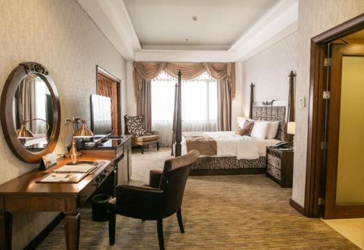 Luxent Hotel Hotel Overview