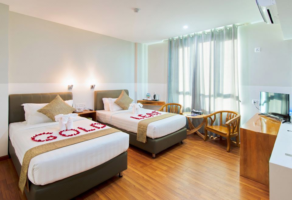 Gold Leaf Hotel Mandalay Over view