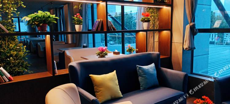 凯里亚德酒店(郑州高铁东站郑东万象城店)图片