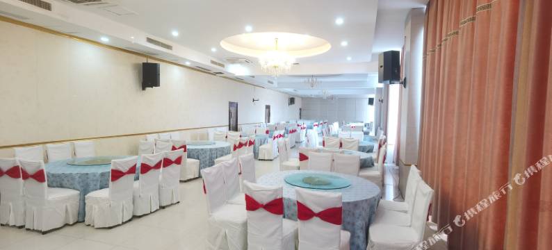 盐城金王朝大酒店(师范学院通榆校区高铁站店)图片