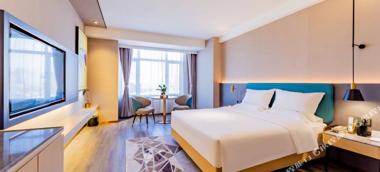 潮漫酒店(银川高铁站新华联广场店)图片