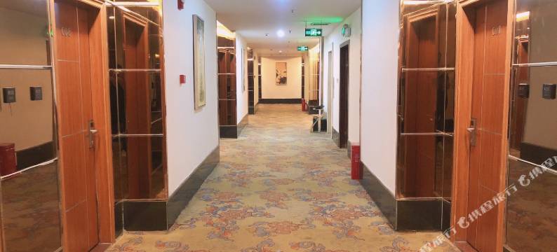 天天酒店(博白宝中宝广场文化路店)图片