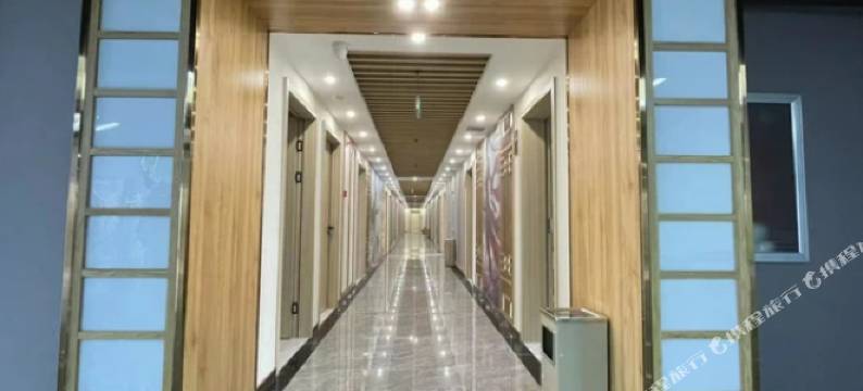 越电竞酒店(长治城隍庙店)图片