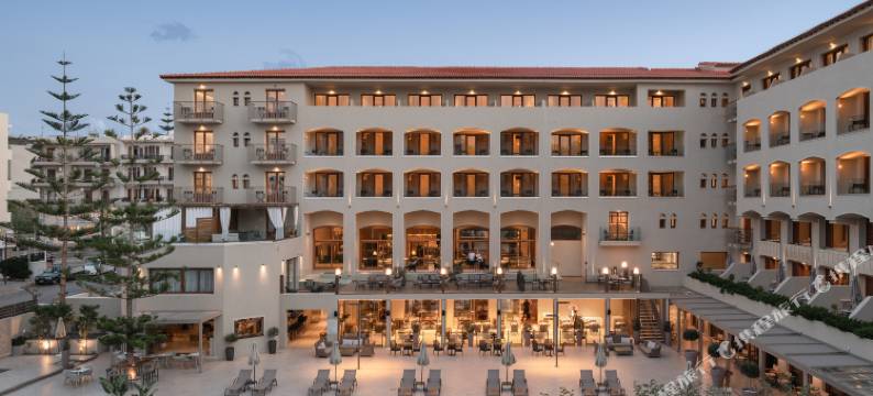 塞亚泰米斯宫殿酒店(Theartemis Palace)图片