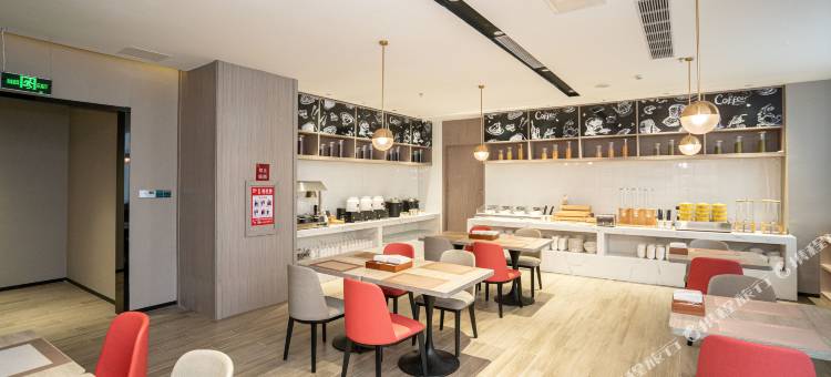 柏曼酒店(廉江大道鑫源国际广场店)图片