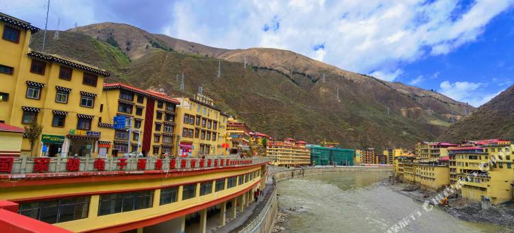 新龙珠玛酒店图片