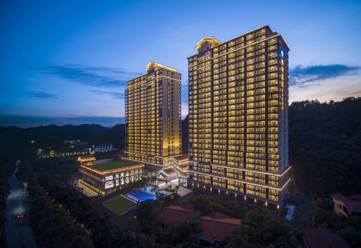 龙门南崑山云顶温泉威士忌酒店外景图