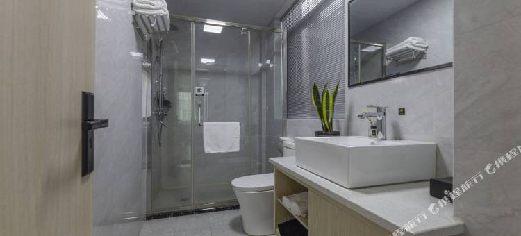 季纷·维悦酒店(绍兴袍江大润发店)图片