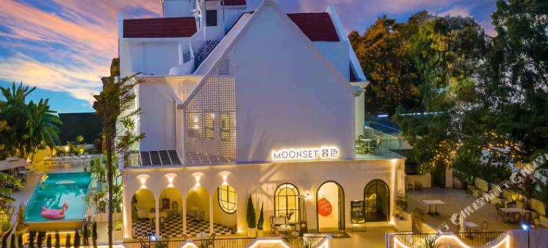 MOONSET·暮色设计师酒店(北海银滩国际客运港店)图片