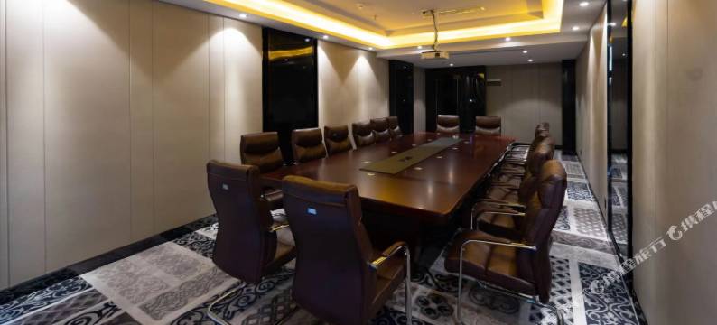 天府九鼎国际大酒店(简阳市中心城市候机楼店)图片