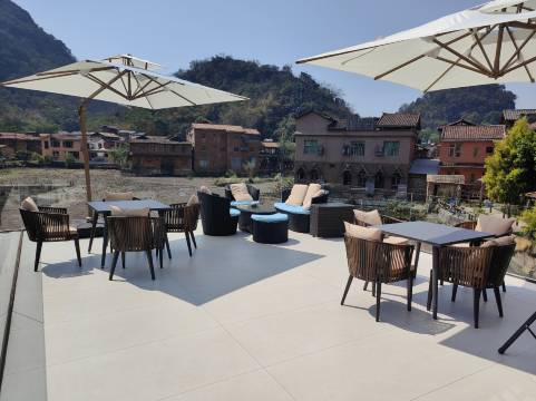 普者黑野牛部落客栈