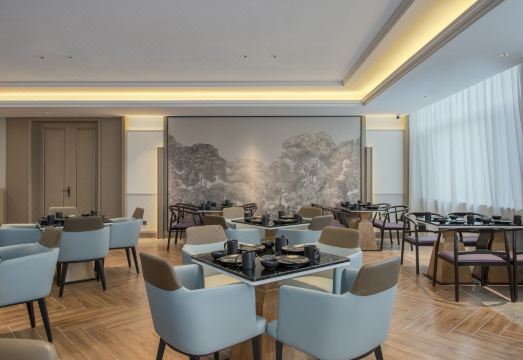 Vienna International Hotel (Qingdao Licang Heyue Branch) Hotel Overview