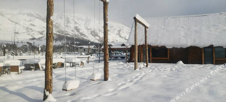雪庐山庄(布尔津禾木洪巴斯店)图片