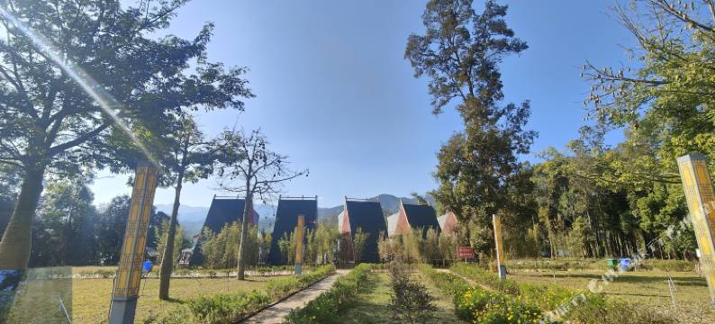 陇川南宛湖度假民宿图片