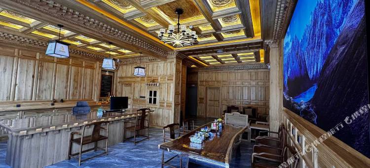 久治玉宫酒店图片