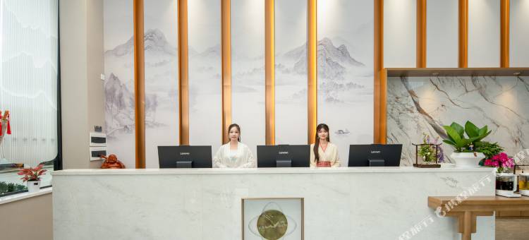 陌上轻居酒店(中山站火炬软件园店)图片