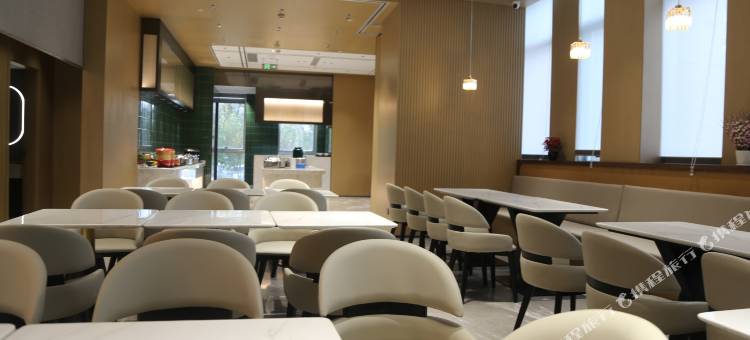 瑞安荣悦豪庭酒店(瑞安动车站店)图片