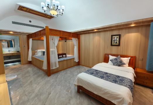 Xi 'an terracotta warriors village cave courtyard home stayHotel Overview